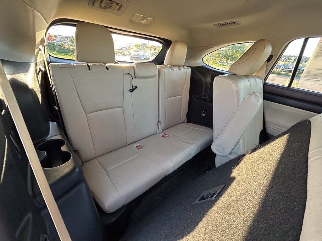 Used 2022 Toyota Highlander XLE AWD/4WD image 33