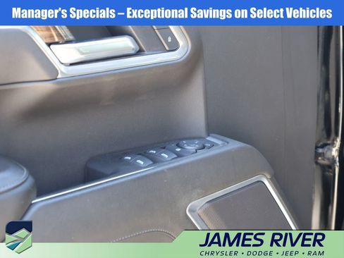 Used 2025 Chevrolet Silverado 1500 LT AWD/4WD image 21