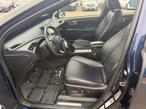 Used 2017 Toyota Mirai FWD image 18