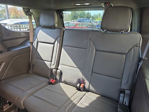 Used 2021 GMC Yukon Denali image 13