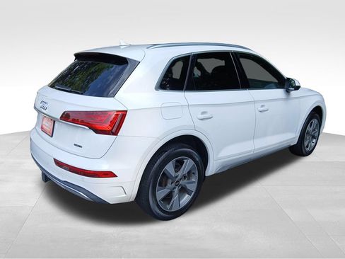 Used 2023 Audi Q5 2.0T Premium w/ Convenience Package AWD/4WD image 12