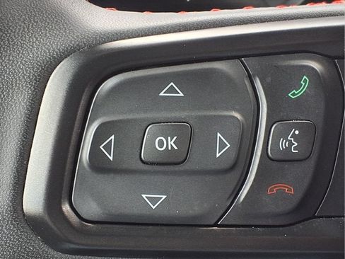 Used 2024 Jeep Wrangler Unlimited Rubicon w/ Technology Group AWD/4WD image 16