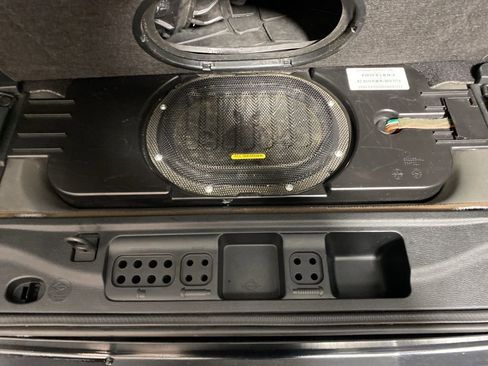 Used 2018 Jeep Wrangler Unlimited Sahara image 27