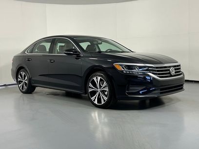 Used 2022 Volkswagen Passat 2.0T SE
