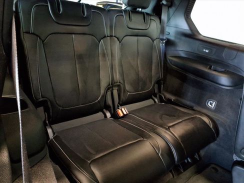 Used 2021 Jeep Grand Cherokee L Overland w/ Luxury Tech Group IV image 11