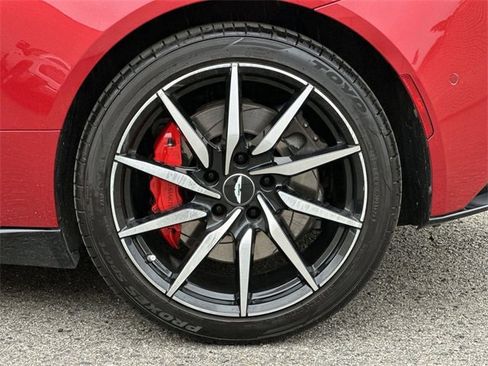 Used 2020 Aston Martin DB11 Coupe image 39