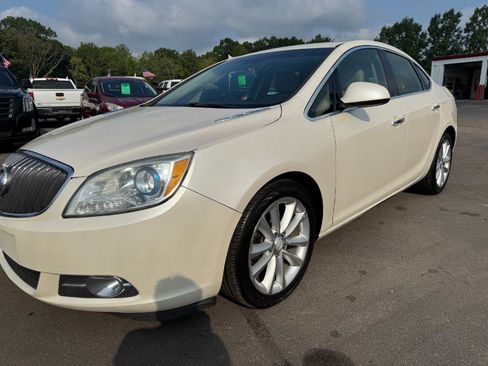 Used 2012 Buick Verano Leather FWD image 9