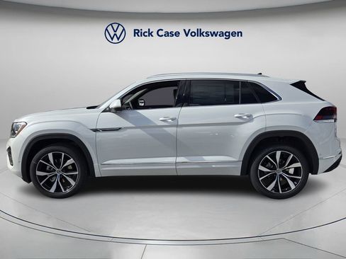 New 2026 Volkswagen Atlas Cross Sport SEL Premium R-Line AWD/4WD image 2