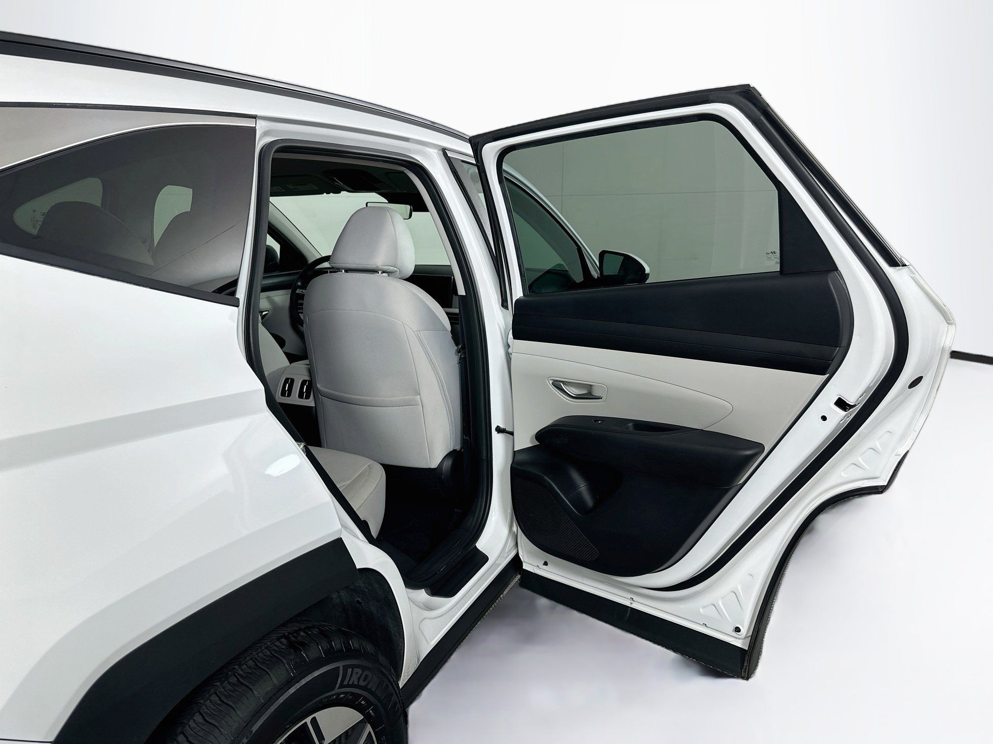 Used 2025 Hyundai Tucson SEL FWD image 29