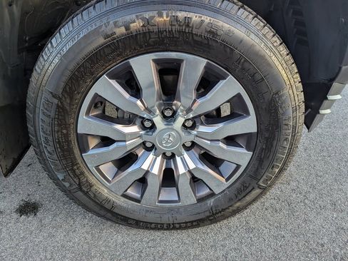 Used 2023 Toyota Tacoma Limited image 12