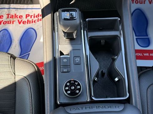 Certified 2025 Nissan Pathfinder Rock Creek image 31