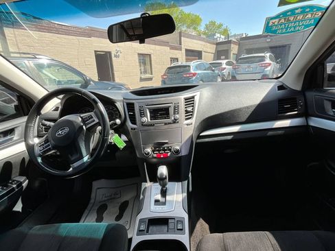 Used 2014 Subaru Outback 2.5i Premium w/ Accessory Value Package (OYX) AWD/4WD image 16