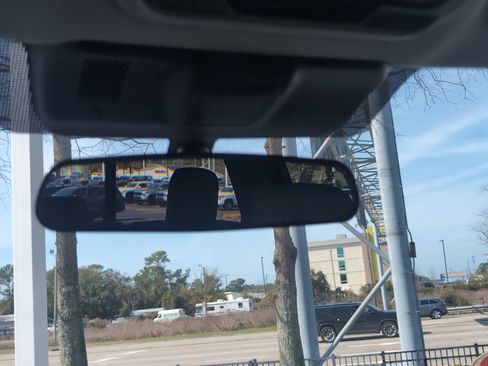 Used 2025 Ford F250 XLT w/ FX4 Off-Road Package image 26