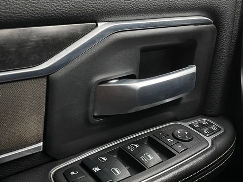 Used 2024 RAM 2500 Big Horn w/ Off Road Package image 12