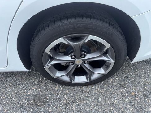 Used 2024 Chevrolet Malibu LT image 20