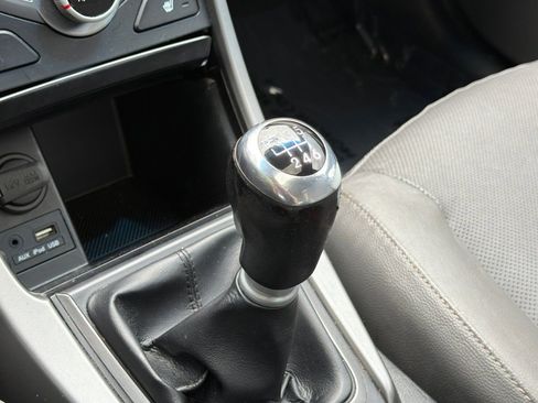 Used 2014 Hyundai Elantra Sport FWD image 20