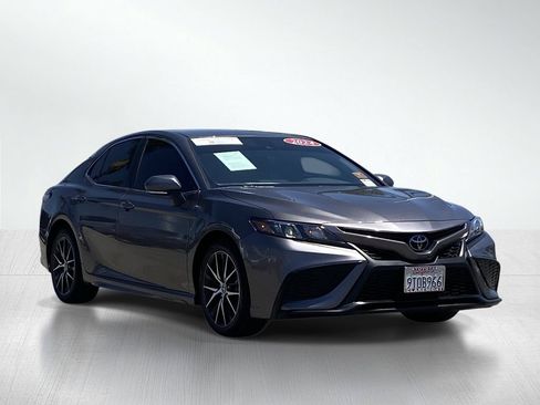 Certified 2024 Toyota Camry SE FWD image 12