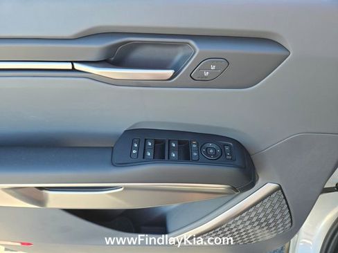 New 2026 Kia EV9 Light image 13