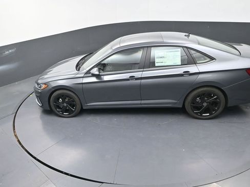 New 2026 Volkswagen Jetta SE image 15