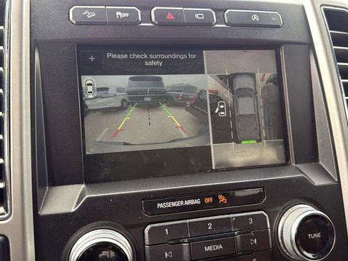 Used 2018 Ford F150 King Ranch w/ Equipment Group 601A Luxury image 19