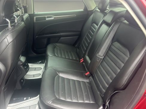 Used 2014 Ford Fusion Energi SE FWD image 13