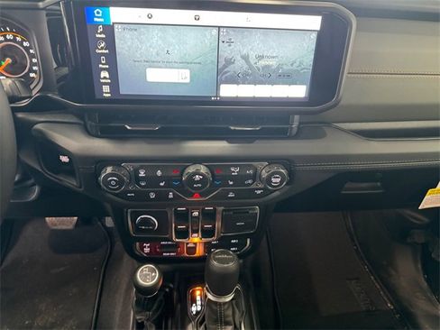 New 2026 Jeep Gladiator Mojave image 5