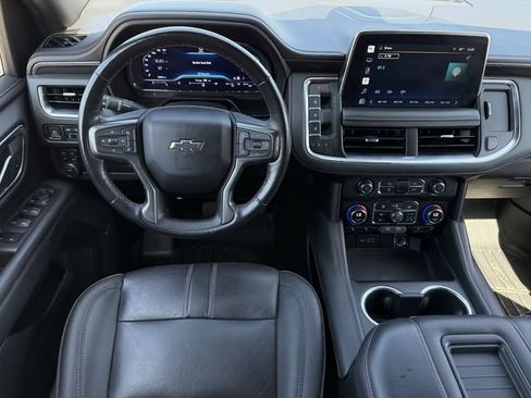 Used 2022 Chevrolet Tahoe RST w/ Luxury Package AWD/4WD image 12