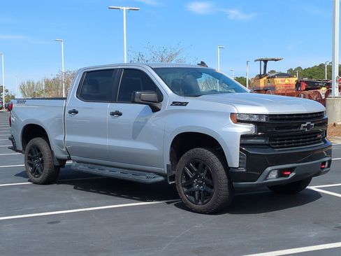Used 2021 Chevrolet Silverado 1500 LT Trail Boss w/ Bed Protection Package image 2