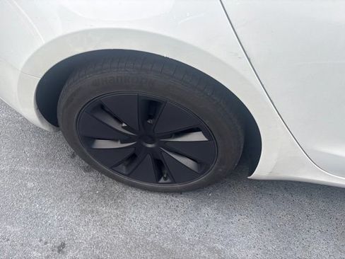 Used 2024 Tesla Model 3 Long Range AWD/4WD image 5