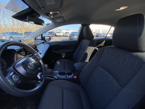 Used 2025 Toyota Corolla LE image 21