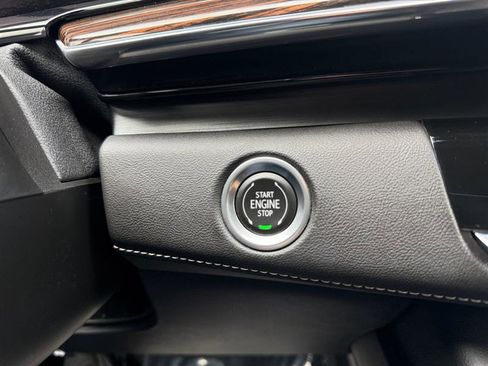 Used 2021 Cadillac Escalade ESV Premium Luxury AWD/4WD image 27