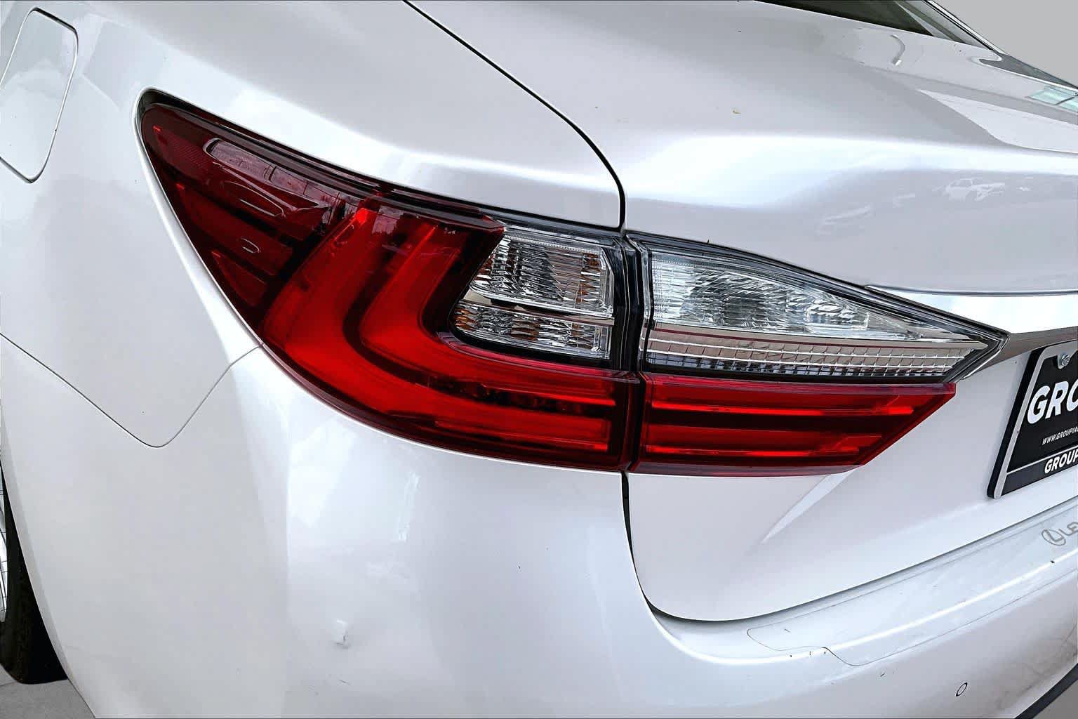 Used 2017 Lexus ES 350 FWD image 26