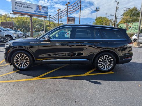 Used 2020 Lincoln Aviator Reserve w/ Equipment Group 201A image 4