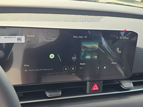 New 2026 Kia Carnival EX image 24