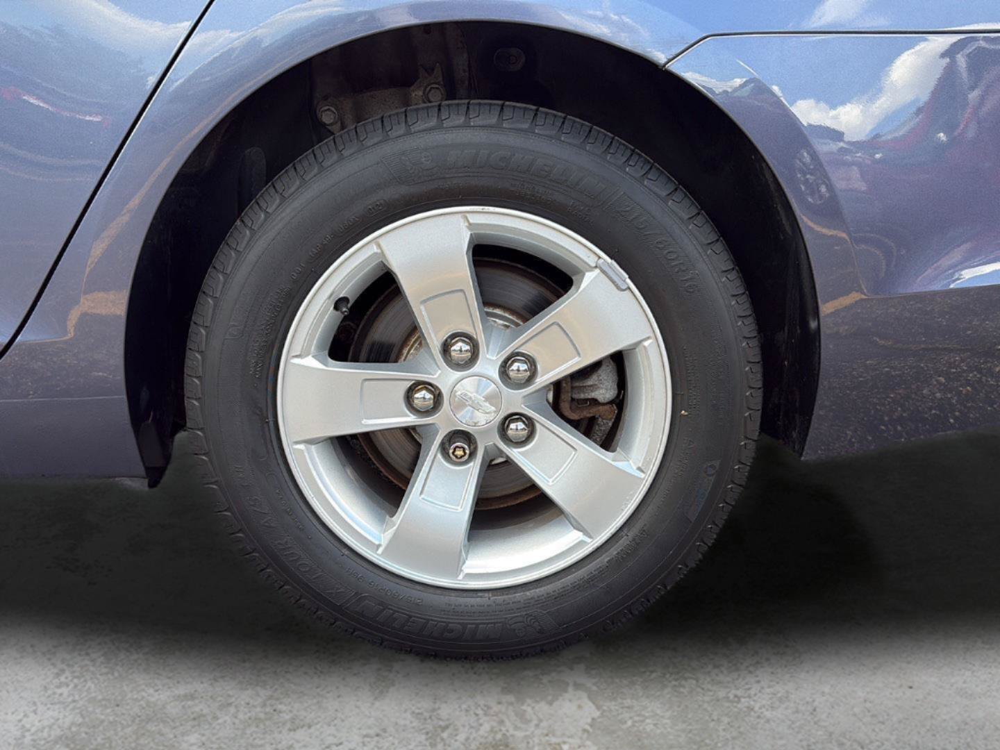 Used 2013 Chevrolet Malibu LS w/ Protection Package FWD image 22
