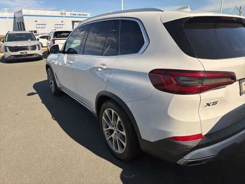 Used 2019 BMW X5 xDrive40i w/ Convenience Package image 9