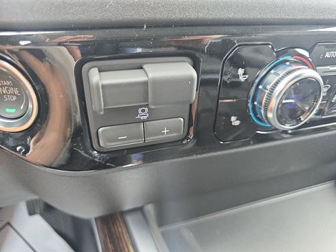 New 2026 GMC Sierra 1500 Elevation w/ Elevation Premium Package image 29