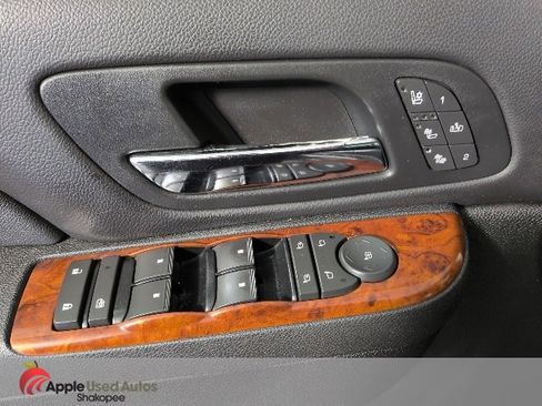 Used 2011 Chevrolet Tahoe LTZ image 10