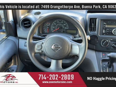 Used 2017 Nissan NV200 S FWD image 19