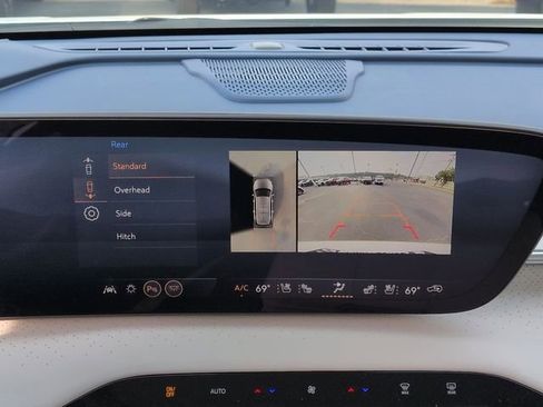 New 2026 Buick Enclave Avenir w/ Super Cruise Package image 13