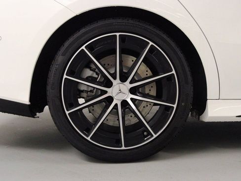 New 2026 Mercedes-Benz CLA 35 AMG 4MATIC image 7