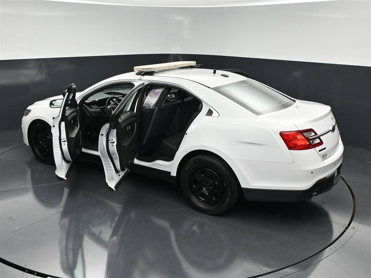 Used 2015 Ford Taurus Police Interceptor AWD image 36
