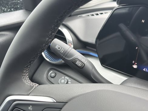 New 2026 Chevrolet Trax LT w/ Driver Confidence Package image 18