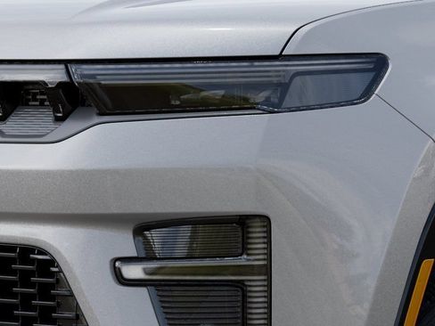 New 2026 Jeep Grand Wagoneer Summit AWD/4WD image 10