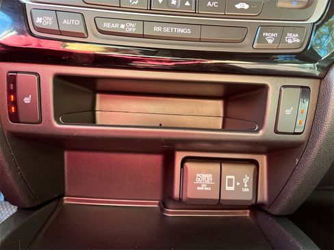 Used 2020 Honda Ridgeline Black Edition image 21