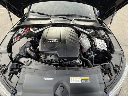 Used 2022 Audi A4 2.0T Premium Plus w/ Premium Plus Package image 40
