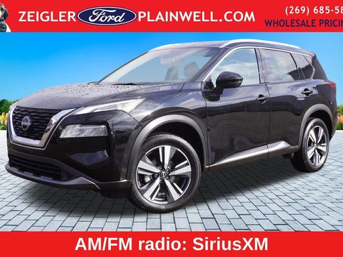 Used 2023 Nissan Rogue SL image 1