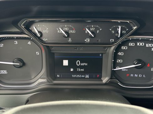 Used 2022 GMC Sierra 2500 AT4 w/ AT4 Preferred Package AWD/4WD image 23
