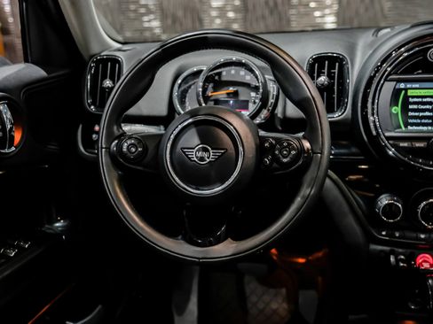 Used 2019 MINI Cooper Countryman FWD image 17