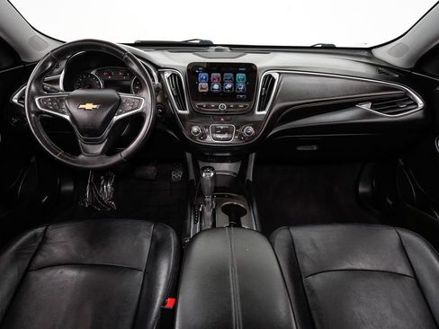 Used 2017 Chevrolet Malibu LT w/ Leather Package image 24